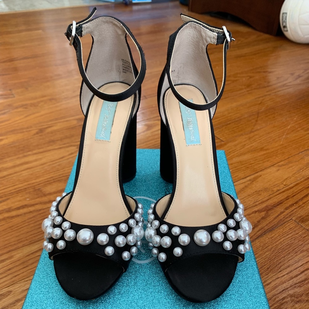 COPY - Blue by Betsey Johnson SB-Cara